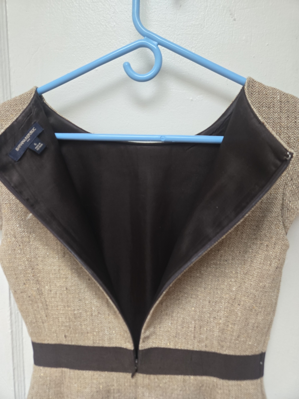 Banana Republic Tan Sheath Dress with Black Belt - Picture 6 of 6